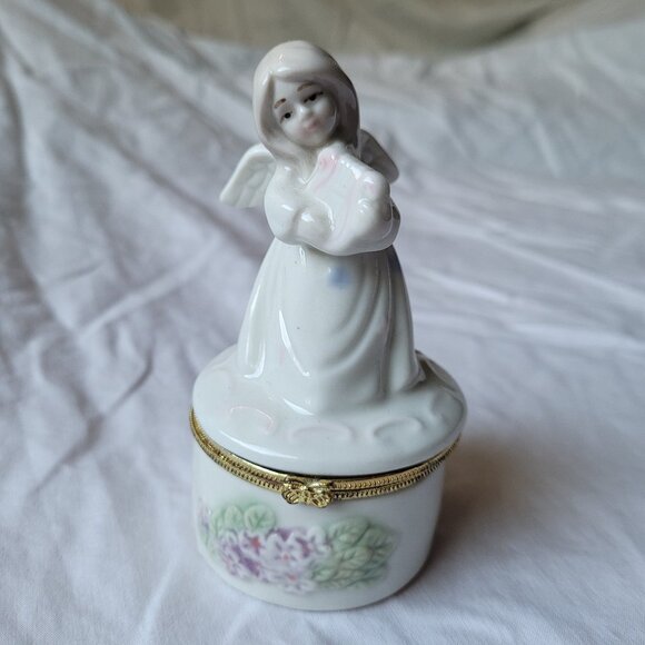 Angel Porcelain Trinket Box Harp Floral Vintage Gold Tone Trim Clasp Ring Box - Picture 2 of 15